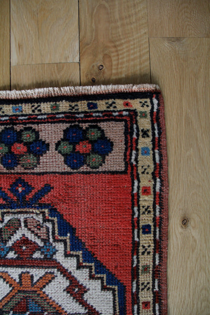 Handmade Vintage Turkish Entryway Rug 1'9" X 3'