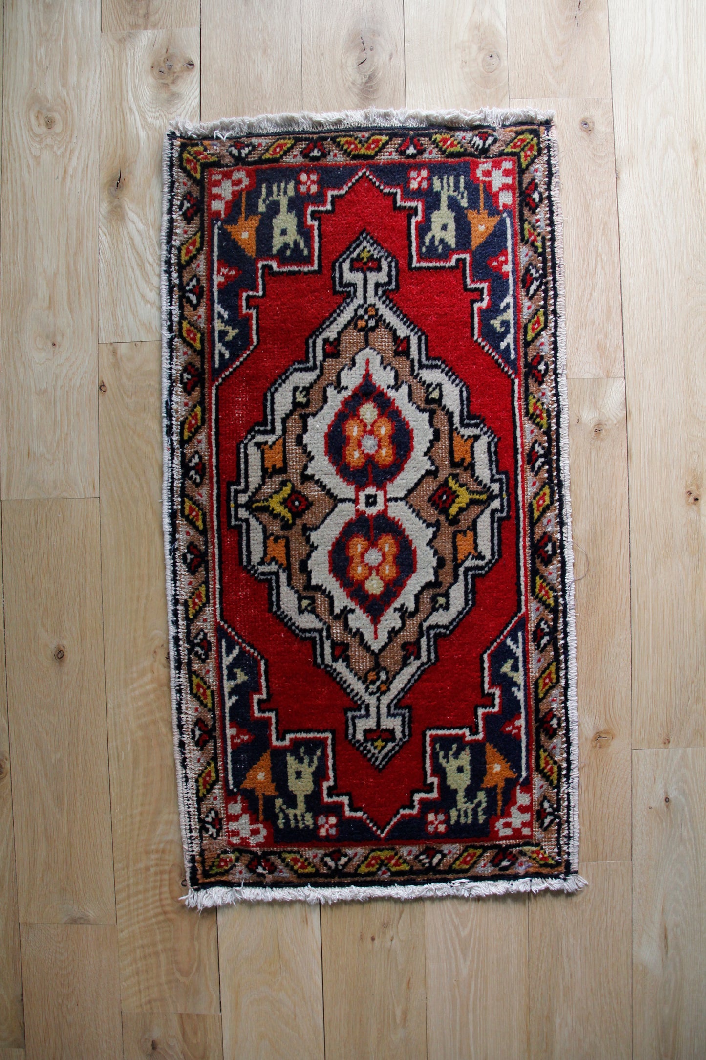 Handmade Vintage Turkish Entryway Rug 1'7" X 3'1"