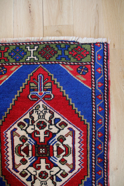 Handmade Vintage Turkish Entryway Rug 1'9" X 3'2"