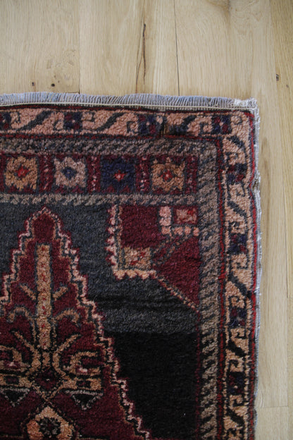 Handmade Vintage Turkish Entryway Rug 1'9" X 3'8"