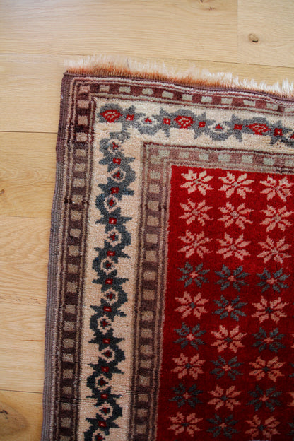 Handmade Vintage Turkish Small Rug 2' X 4'9"