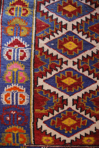 Handmade Vintage Turkish Small Rug 2'6" X 4'
