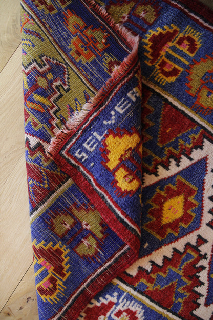Handmade Vintage Turkish Small Rug 2'6" X 4'