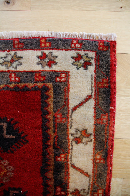 Handmade Vintage Turkish Runner 3'2" X 6'10"