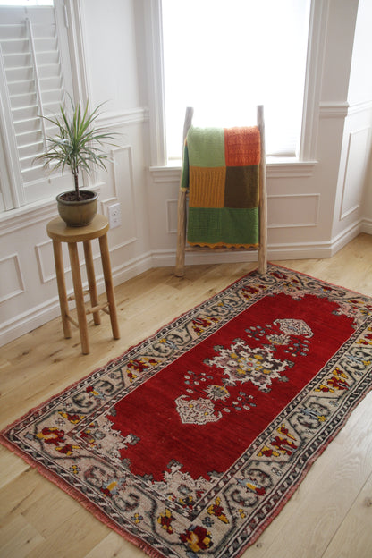 Handmade Vintage Turkish Small Rug 3'1" X 5'10"