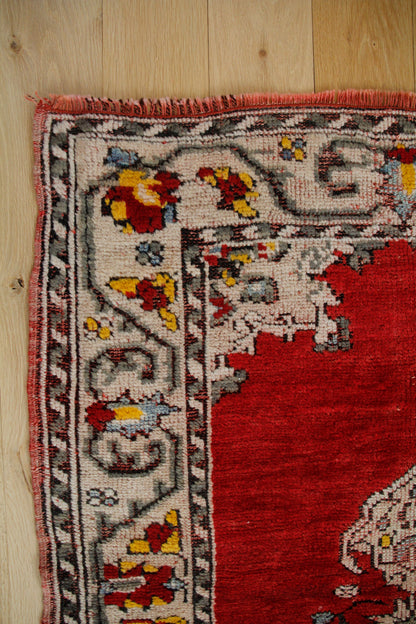 Handmade Vintage Turkish Small Rug 3'1" X 5'10"