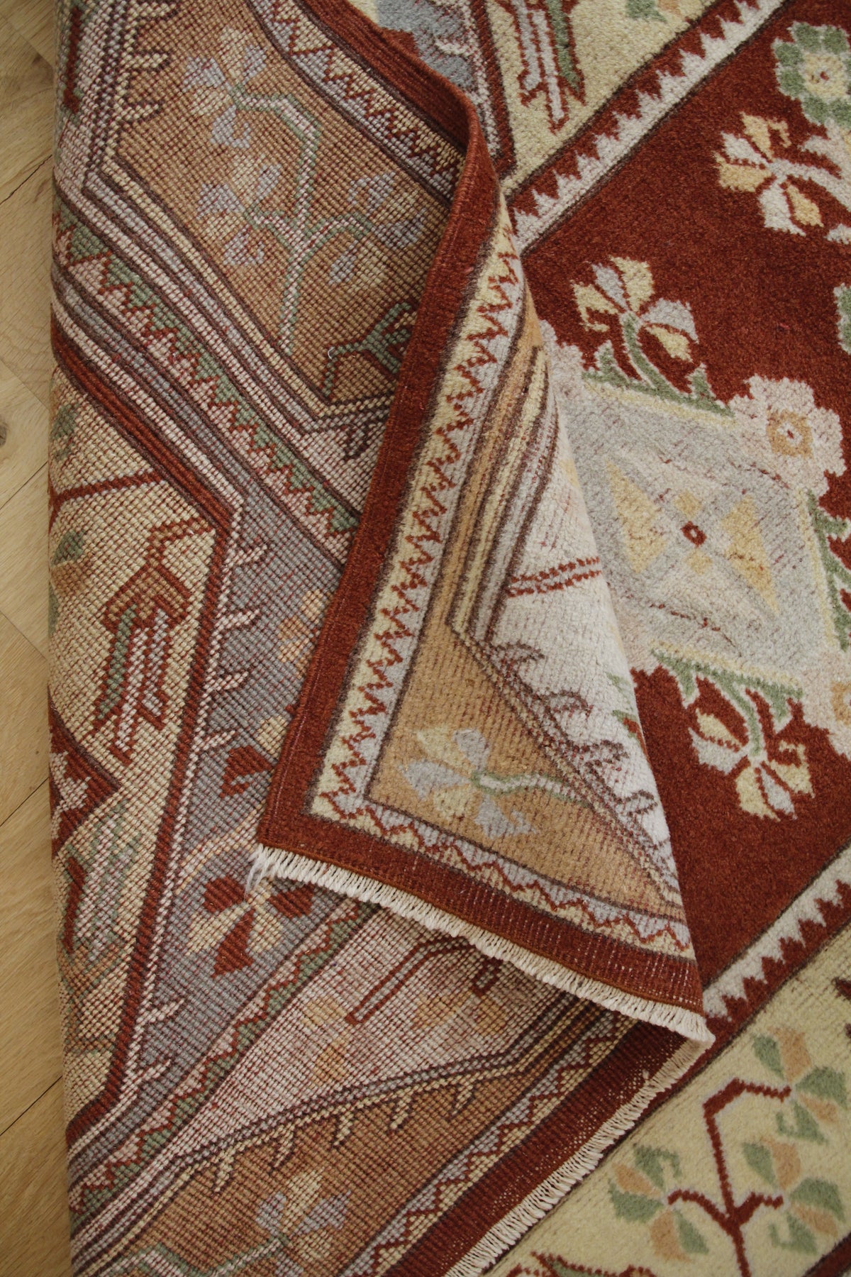 Handmade Vintage Turkish Medium Rug 4'3" X 6'5"