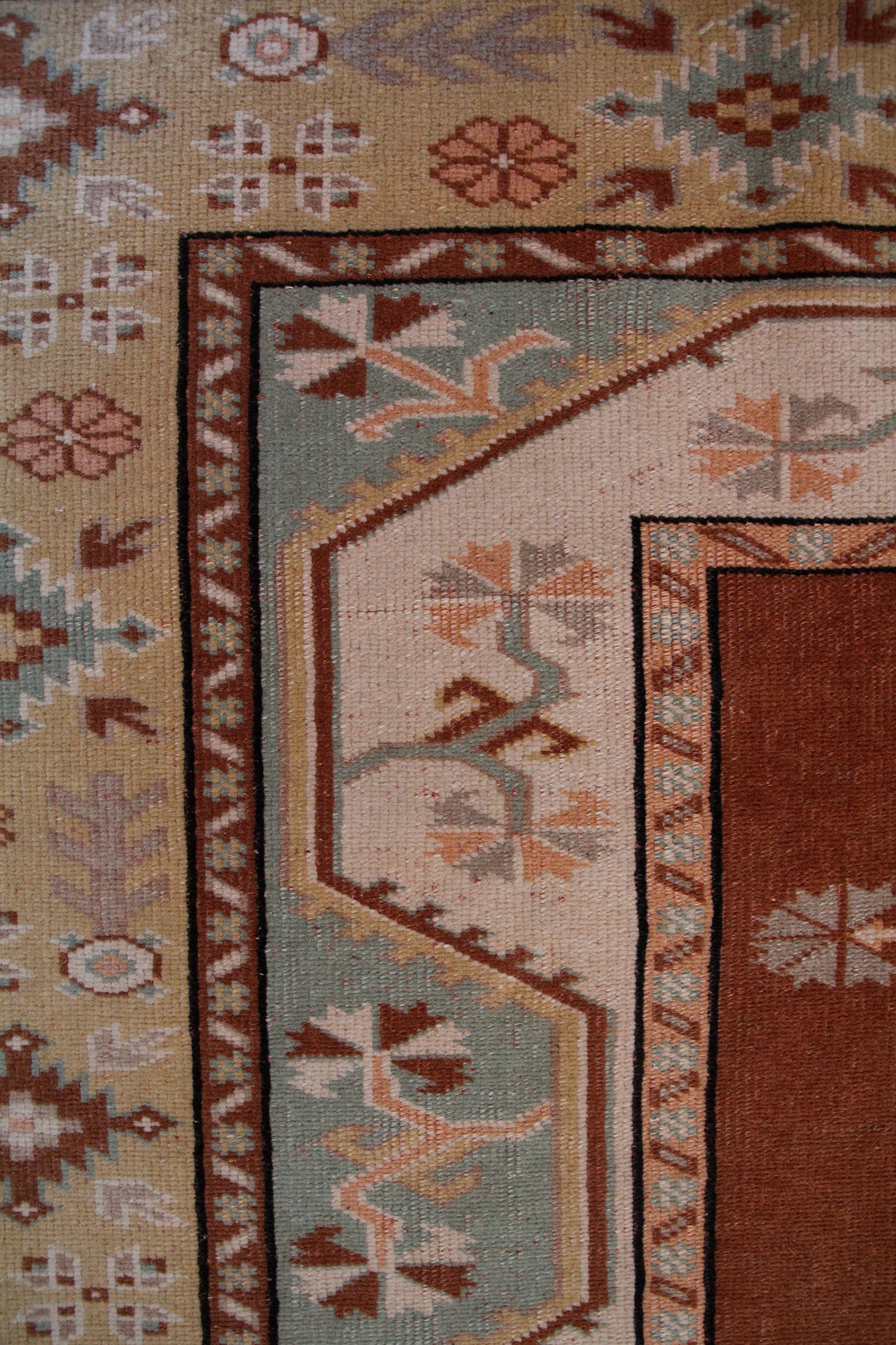 Handmade Vintage Turkish Medium Rug 4'3" X 5'8"
