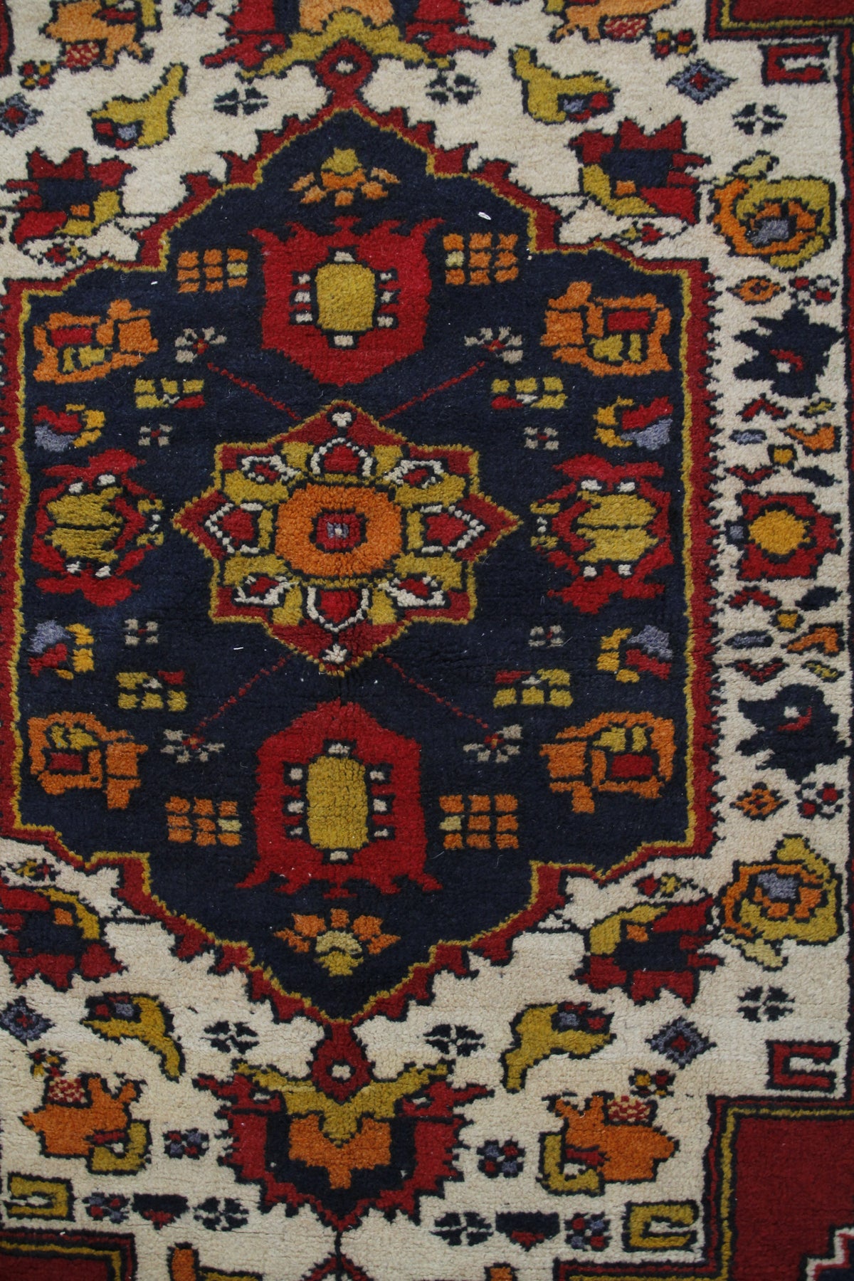 Handmade Vintage Turkish Medium Rug 4'5" X 6'9"