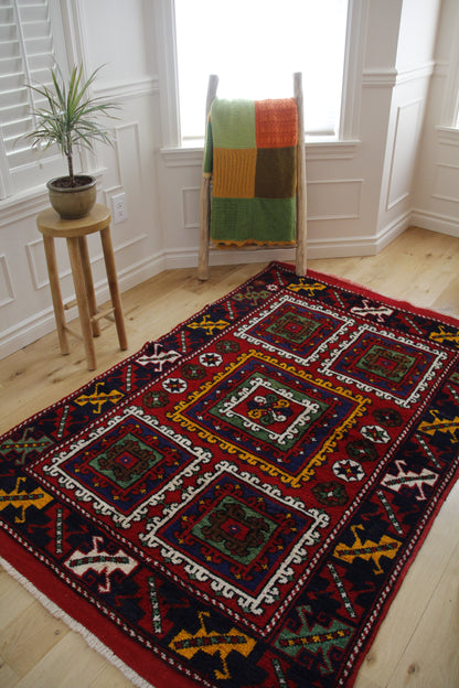 Handmade Vintage Turkish Medium Rug 4' X 6'4"