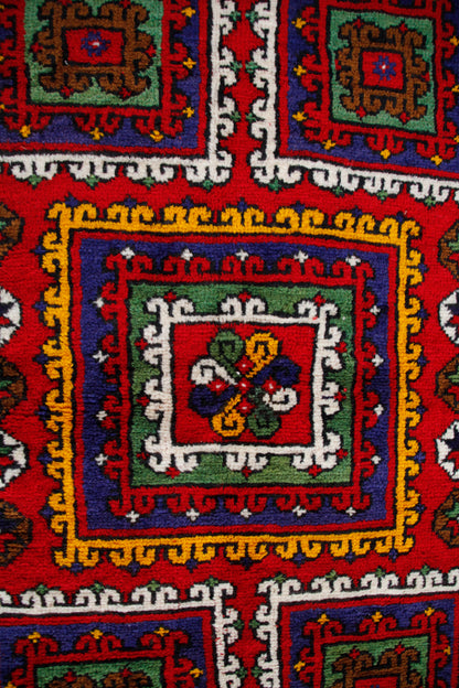 Handmade Vintage Turkish Medium Rug 4' X 6'4"