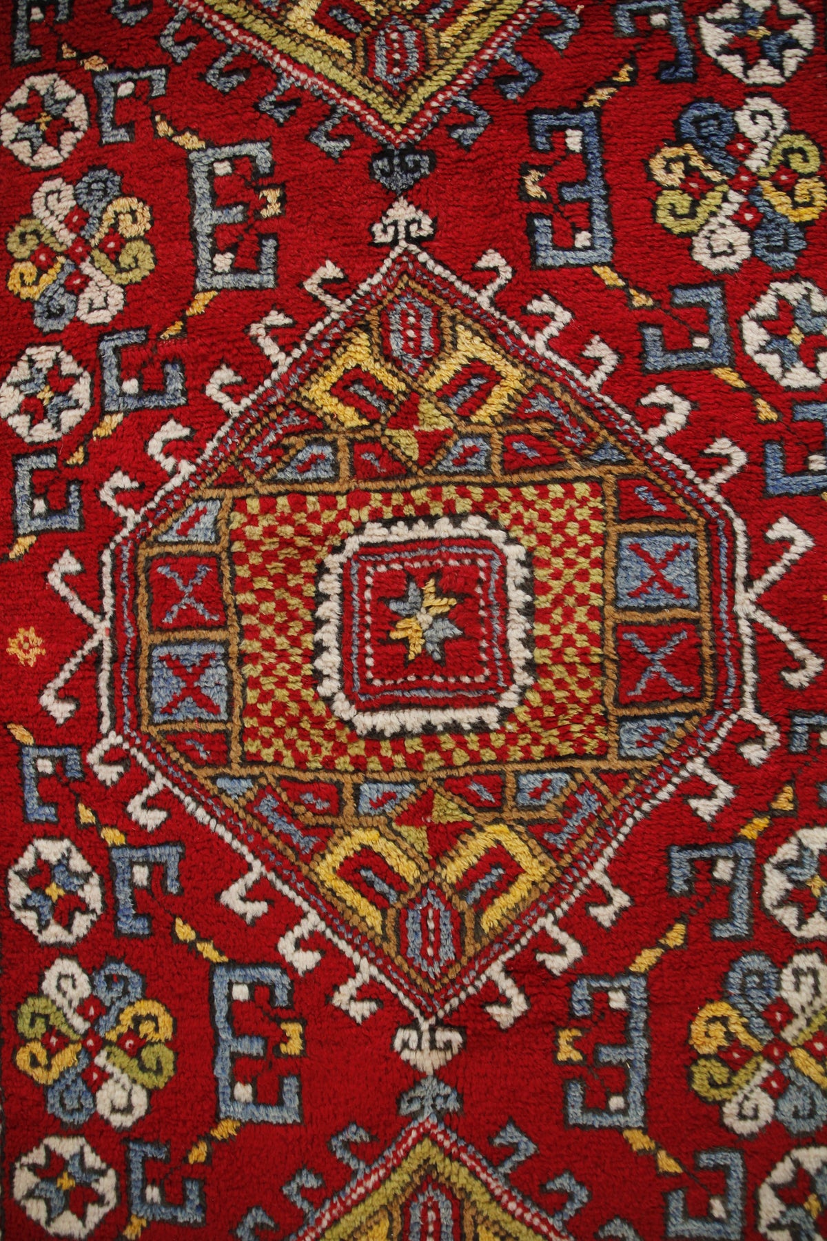 Handmade Vintage Turkish Medium Rug 3'9" X 6'1"