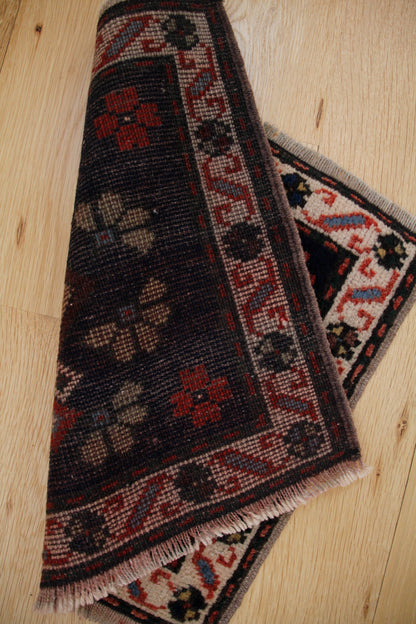 Handmade Vintage Turkish Mini Rug 1'4" X 1'5"