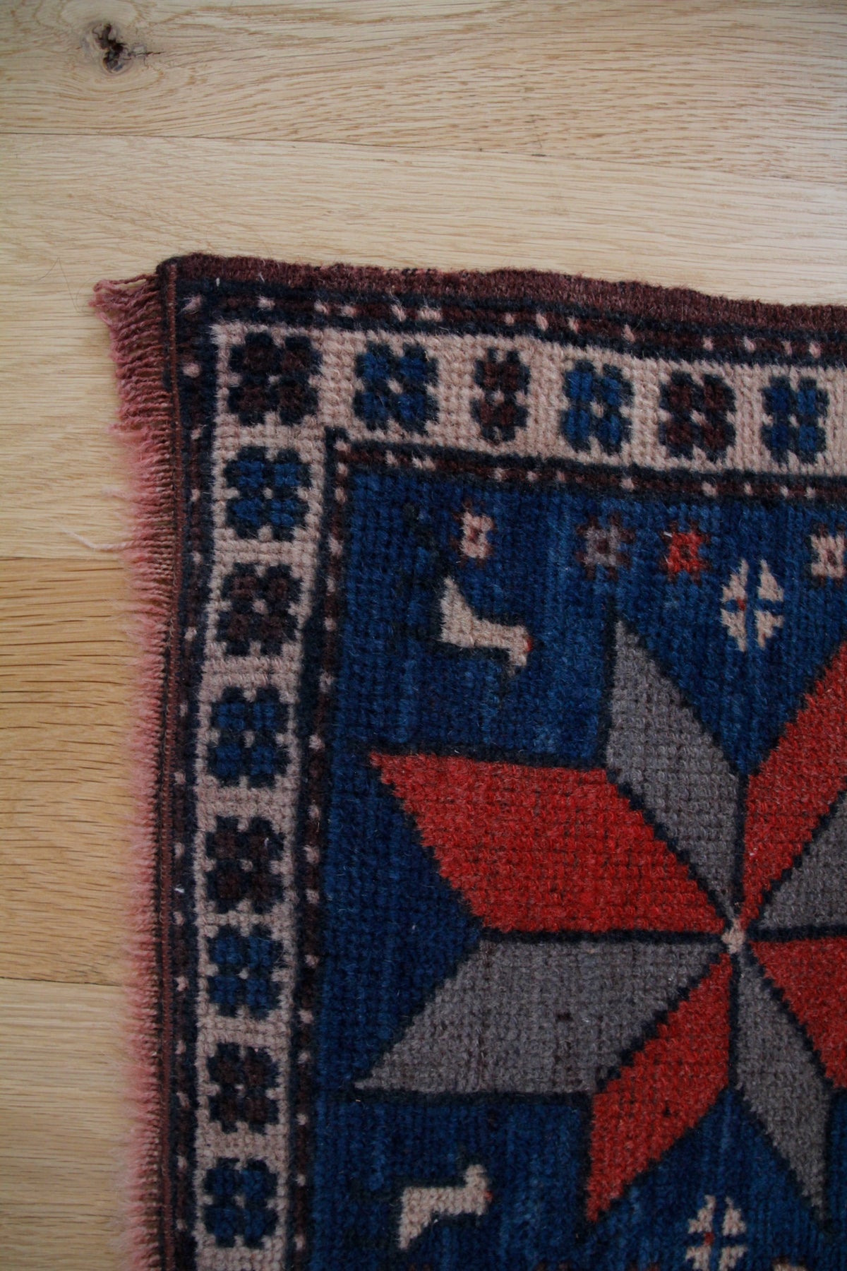Handmade Vintage Turkish Mini Rug 1'2" X 1'3"