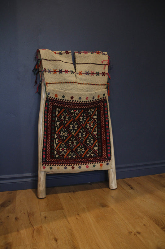 Handmade vintage Turkish saddlebag made of 100% wool.