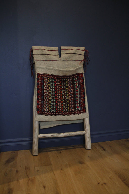 Handmade vintage Turkish saddlebag made of 100% wool.