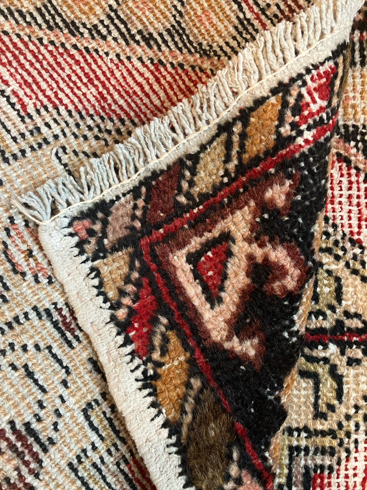 Handmade Vintage Turkish Entryway Rug 1'7" X 2'5"
