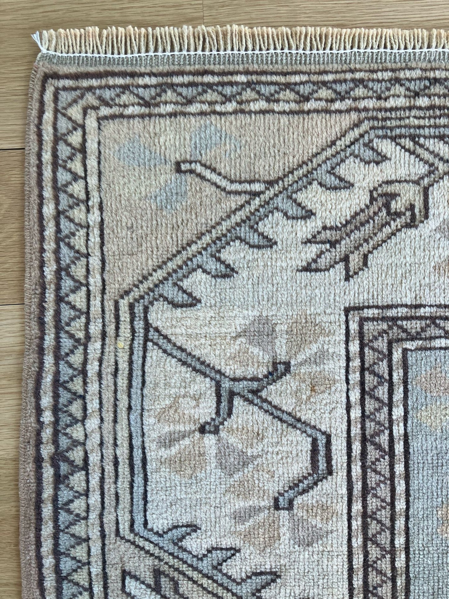Handmade Vintage Turkish Medium Rug 5'3" X 7'9"