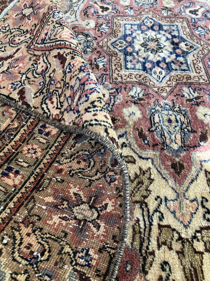 Handmade Vintage Turkish Medium Rug  4'4" X 6'6"