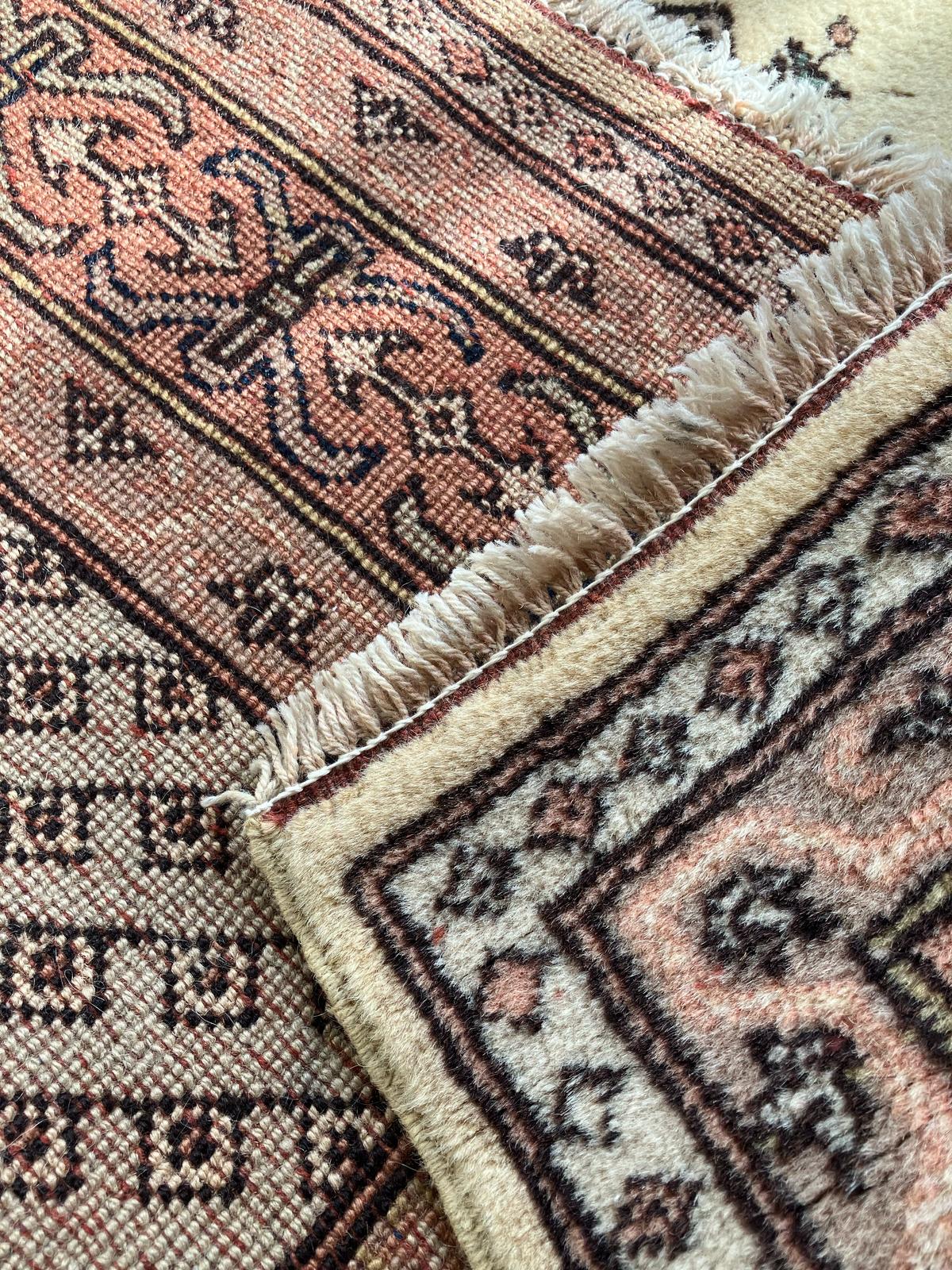 Handmade Vintage Turkish Medium Rug 4'5" X 6'6"