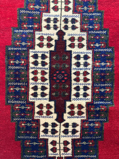 Handmade Vintage Turkish Medium Rug 4'2" X 7'7"
