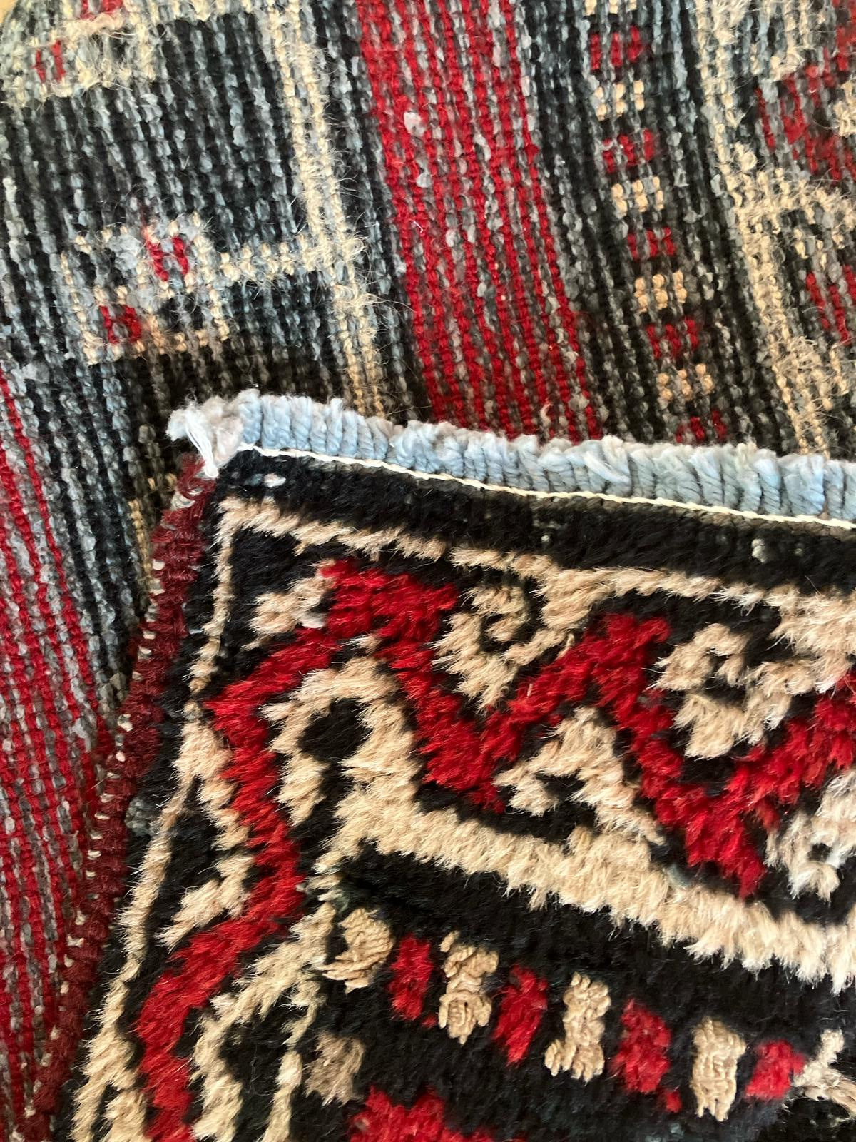 Handmade Vintage Turkish Small Rug 2'10" X 4'9"