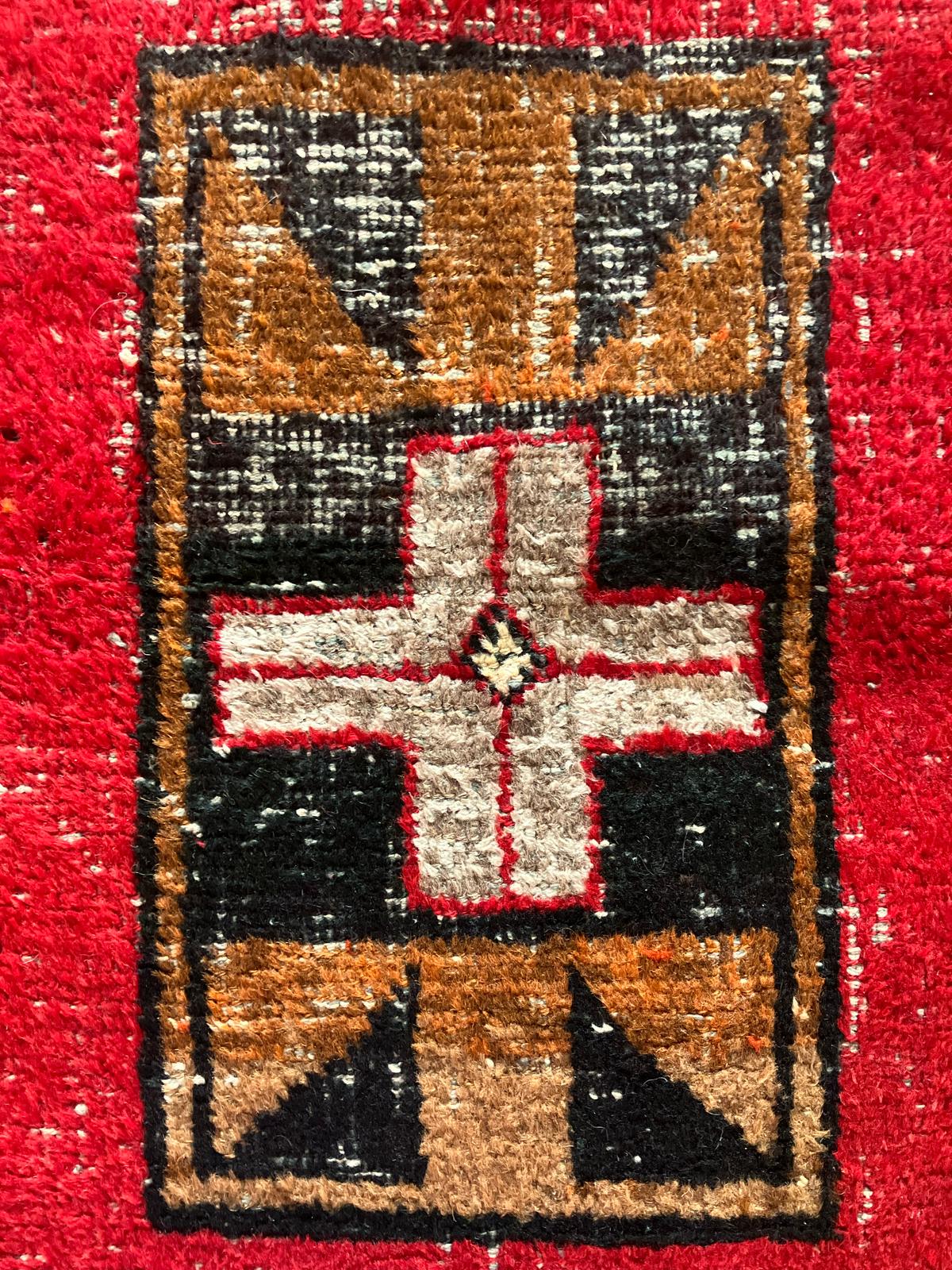 Handmade Vintage Turkish Small Rug 2'10" X 4'9"