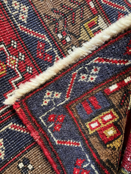Handmade Vintage Turkish Medium Rug 4'6" X 7'10"