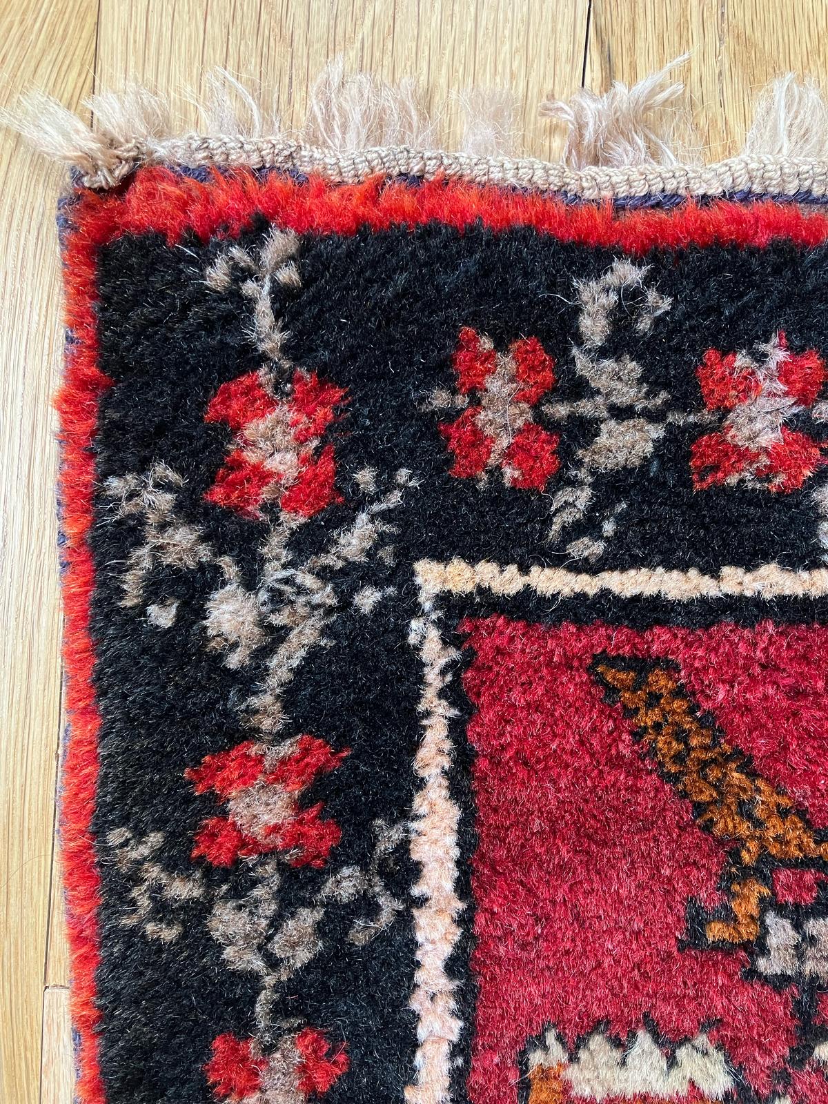 Handmade Vintage Turkish Runner 3'2" X 7'3"
